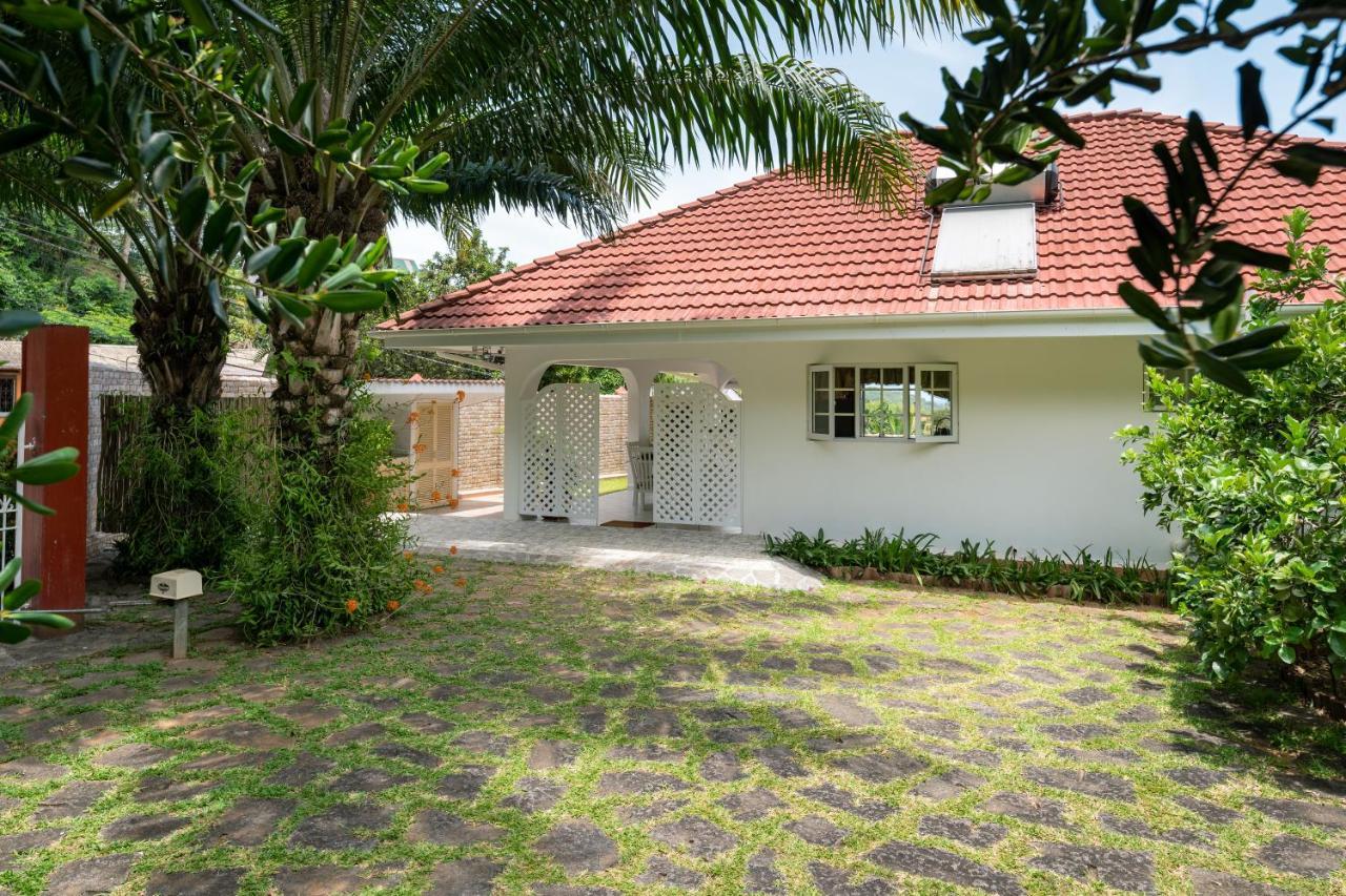 Ixora Villa Anse Royale Buitenkant foto
