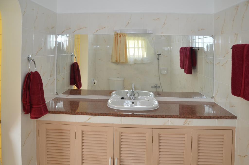 Ixora Villa Anse Royale Kamer foto